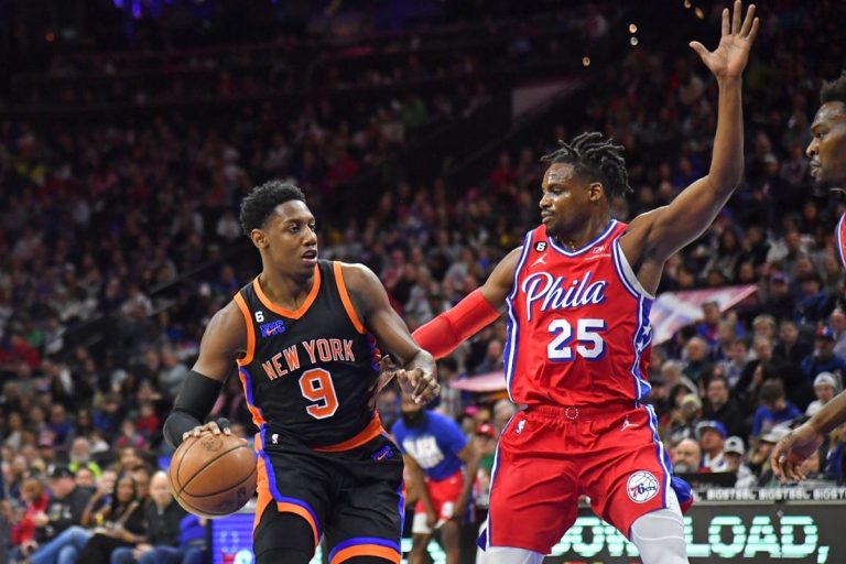 Joel Embiid puts up 35 as 76ers run past Knicks
