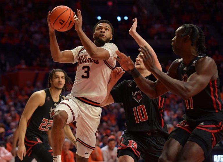 Illinois rides second-half surge to win vs. No. 24 Rutgers