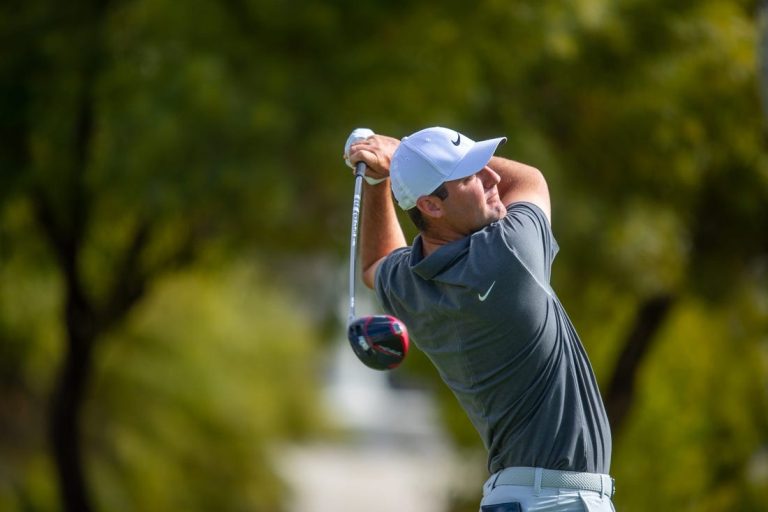 PGA News: Scottie Scheffler holds 2-stroke lead at Phoenix Open