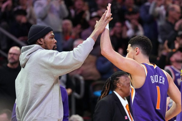 Suns host Thunder, move closer to Kevin Durant’s debut