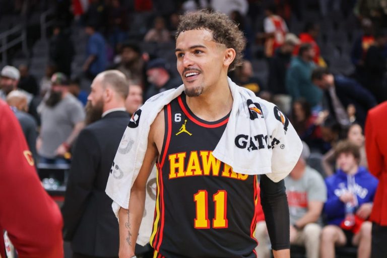 Trae Young nails buzzer-beater to send Hawks past Nets