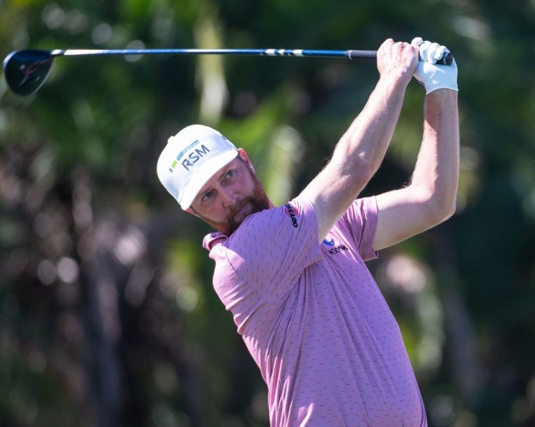 PGA News: Chris Kirk opens 2-shot lead at Honda Classic