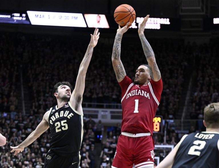 No. 17 Indiana edges No. 5 Purdue to sweep season series