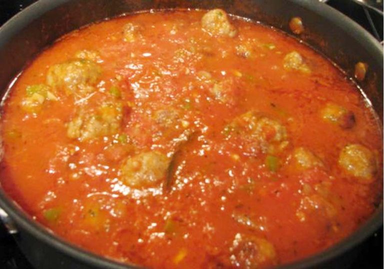 Spaghetti Sauce With Meat Balls