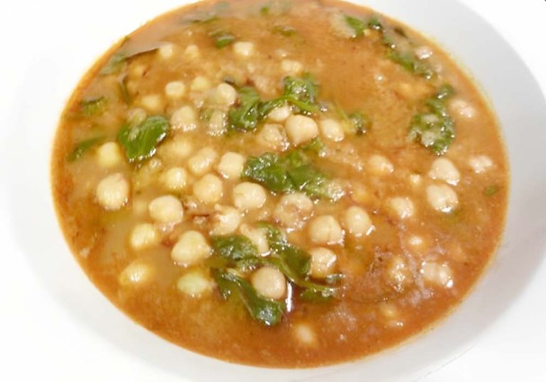 Spanish Chickpea & Spinach Stew