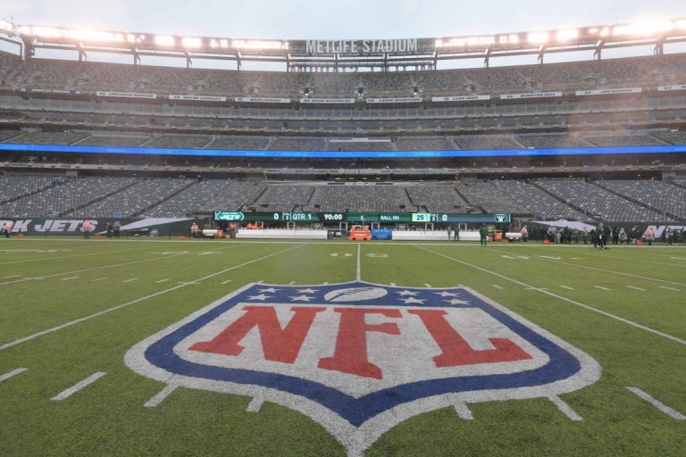 NFL News: MetLife Stadium replaces playing surface, sticks with FieldTurf