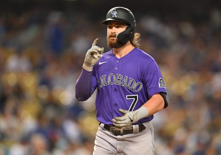 MLB News: Rockies 2B Brendan Rodgers nursing dislocated shoulder