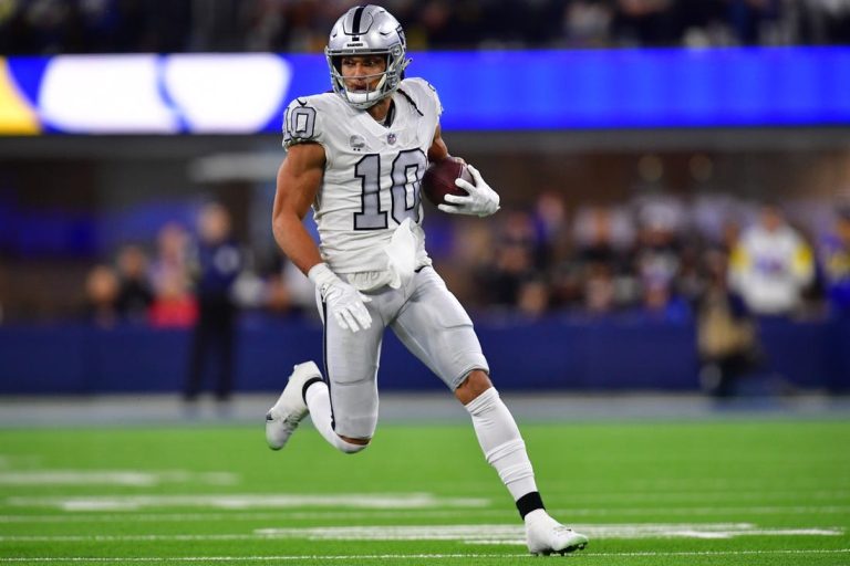 NFL News: Report: Falcons signing WR Mack Hollins to 1-year deal