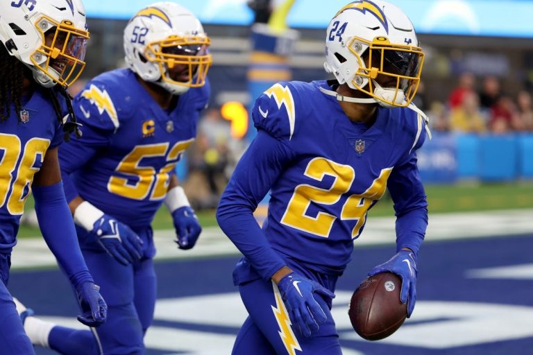 NFL News: Former Chargers S Nasir Adderley announces retirement