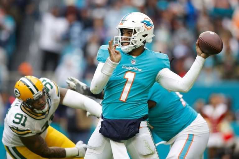 NFL News: Reports: Dolphins picking up QB Tua Tagovailoa’s 2024 option for $23.2M