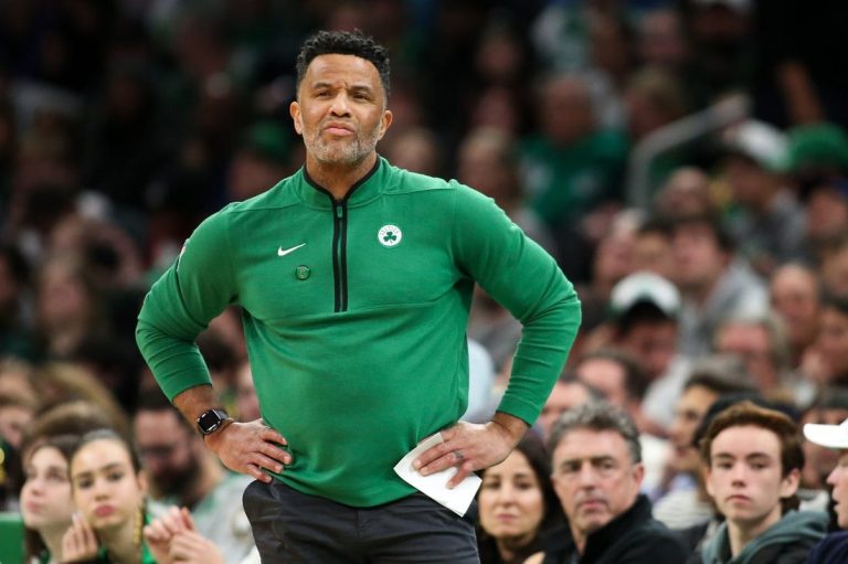 Georgia Tech hires Damon Stoudamire as coach