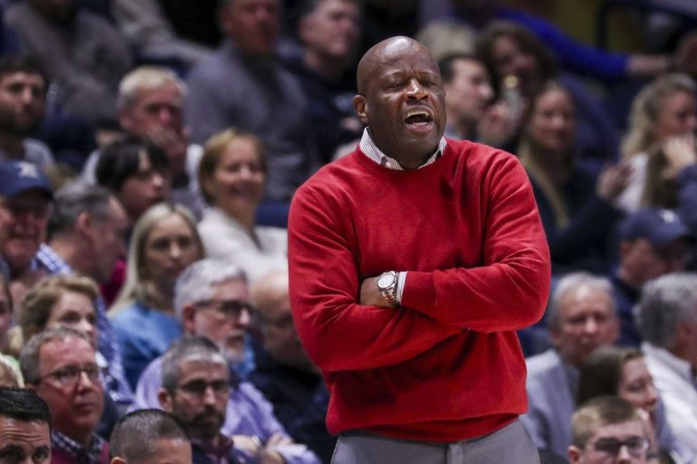 Report: Fired coach Mike Anderson to sue St. John’s