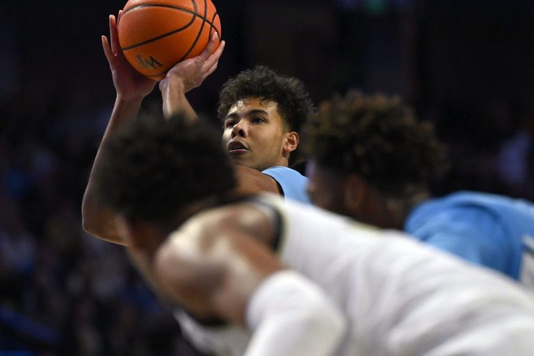 North Carolina’s Puff Johnson to transfer