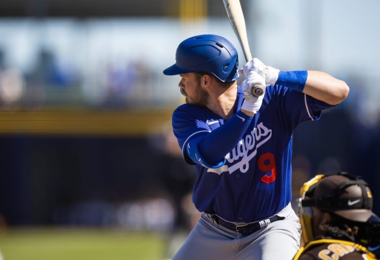 MLB News: Dodgers SS Gavin Lux (ACL) to miss 2023 season