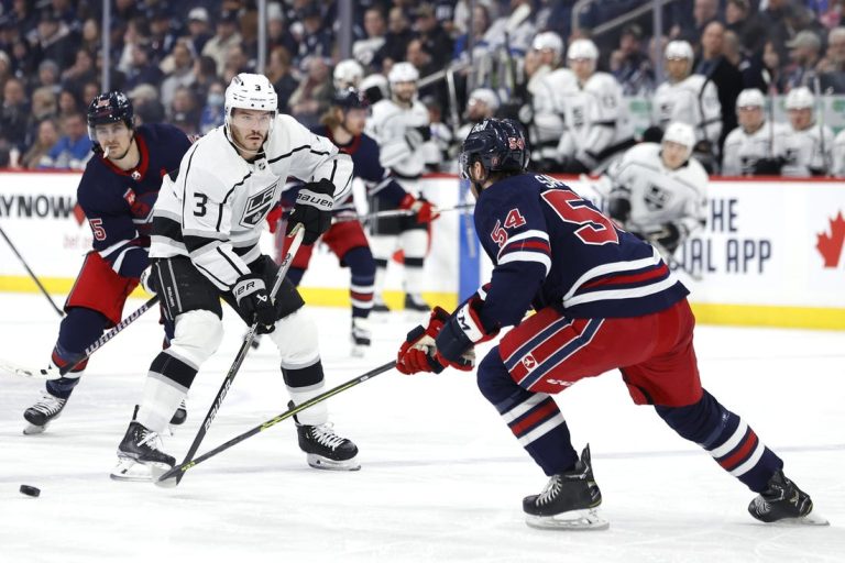 NHL News: Kings’ Anze Kopitar nets 4 goals in shootout win at Winnipeg