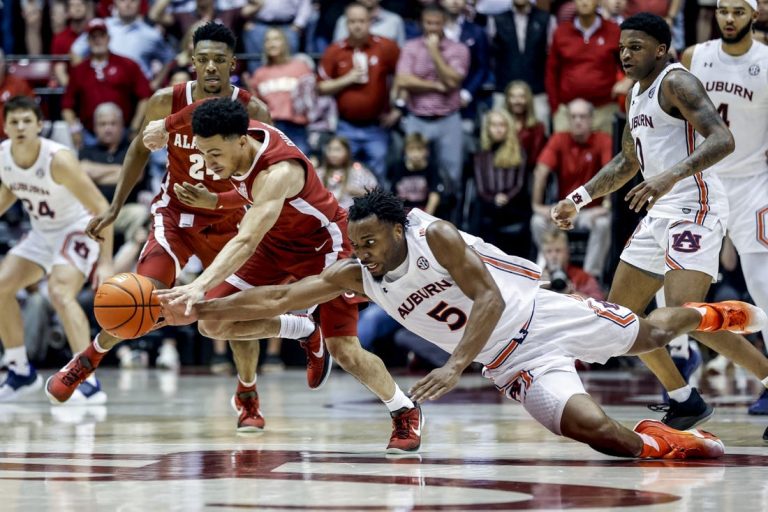 No. 2 Alabama stages comeback, bumps off Auburn in OT