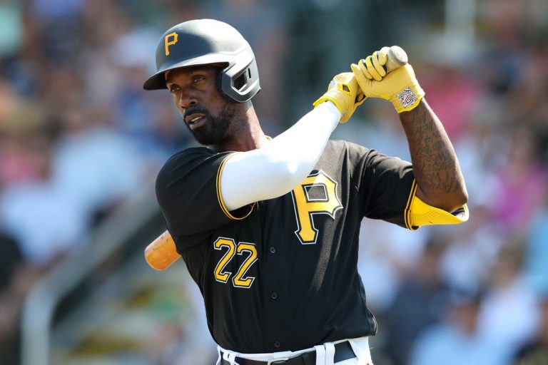 MLB News: Pirates OF Andrew McCutchen (hand) exits vs. Twins