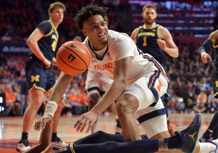 Illinois sinks Michigan in double overtime