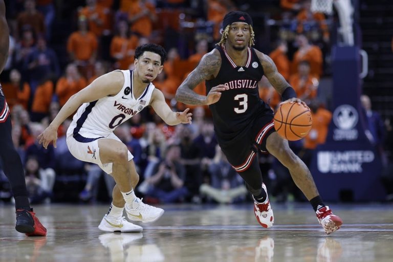 No. 13 Virginia handles Louisville, clinches share of league title