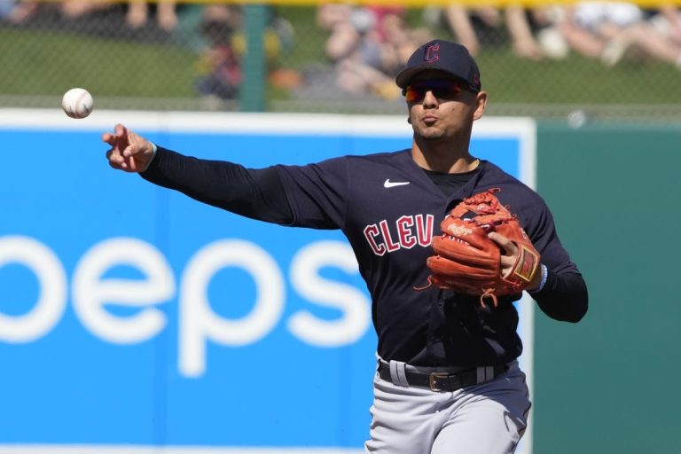 MLB News: Report: Guardians 2B Andres Gimenez agrees to record extension