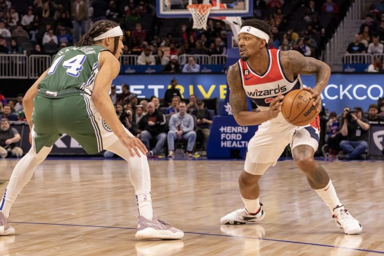Wizards seek to gain ground on high-scoring Hawks