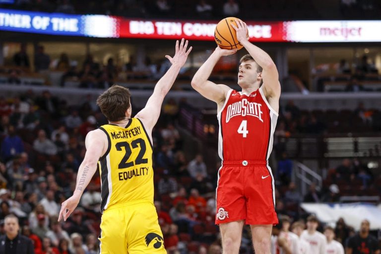 Ohio St. keeps magic going with 73-69 win over Iowa