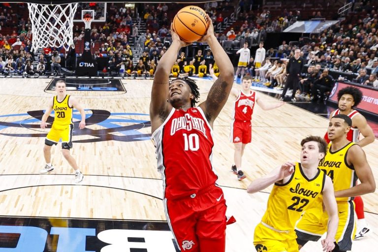 Ohio State F Brice Sensabaugh (knee) out for season
