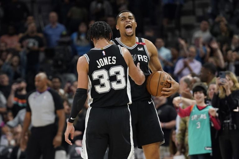 NBA roundup: Spurs deal Nuggets 2nd straight loss