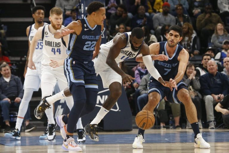 Grizzlies earn hard-fought win over Mavs, 112-108