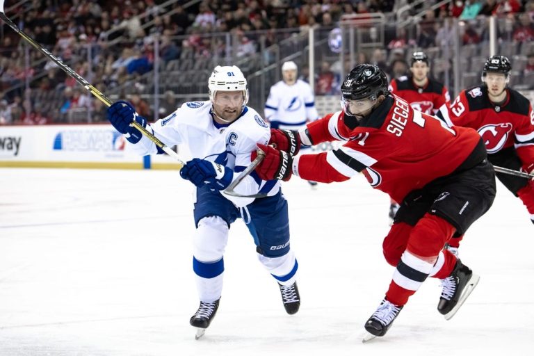 NHL News: Lightning come out on top in shootout against Devils