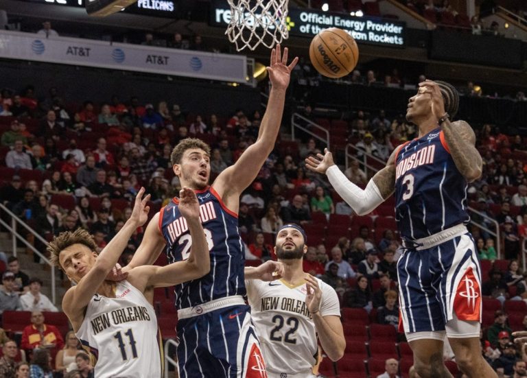 Jabari Smith Jr.’s last-second shot lifts Rockets over Pelicans