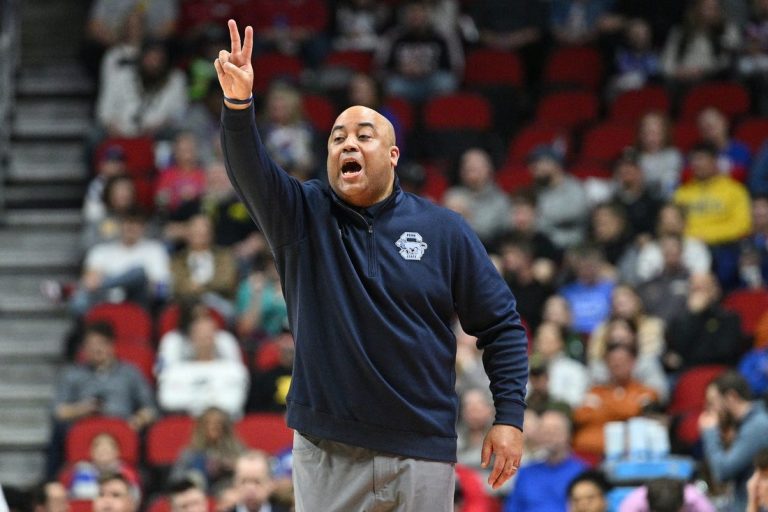 Notre Dame names Micah Shrewsberry as head coach