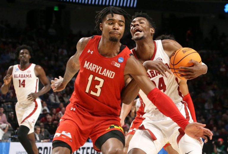 No. 1 Alabama falls behind early, still routs No. 8 Maryland