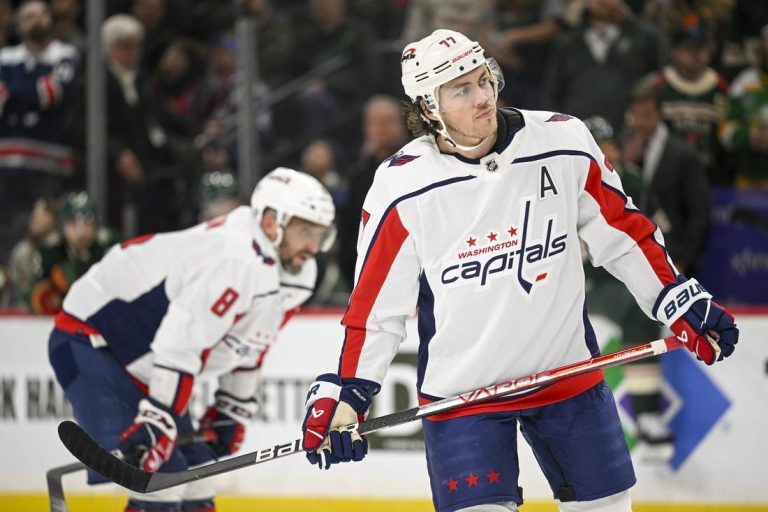 NHL News: Capitals F T.J. Oshie exits with upper-body injury
