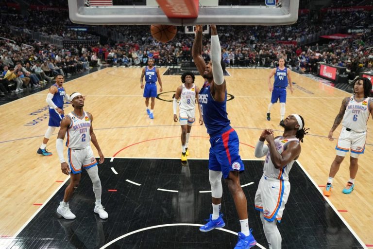 NBA roundup: Paul George gets hurt in Clippers’ loss