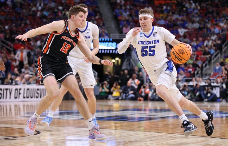 No. 6 Creighton overpowers No. 15 Princeton in Sweet 16
