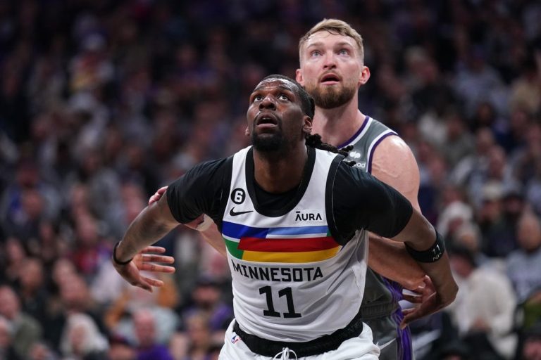 Report: Timberwolves C Naz Reid out with broken wrist