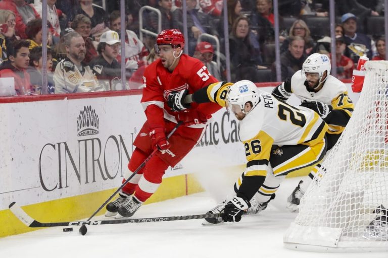 NHL News: NHL roundup: Wings lean on David Perron, sink Penguins