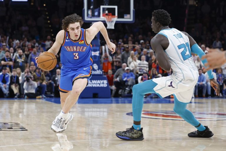 Last-place Pistons take on playoff-hopeful Thunder