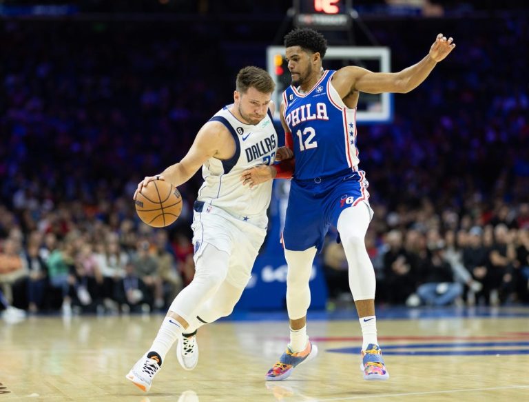 76ers shake off rust in second half, take down Mavs
