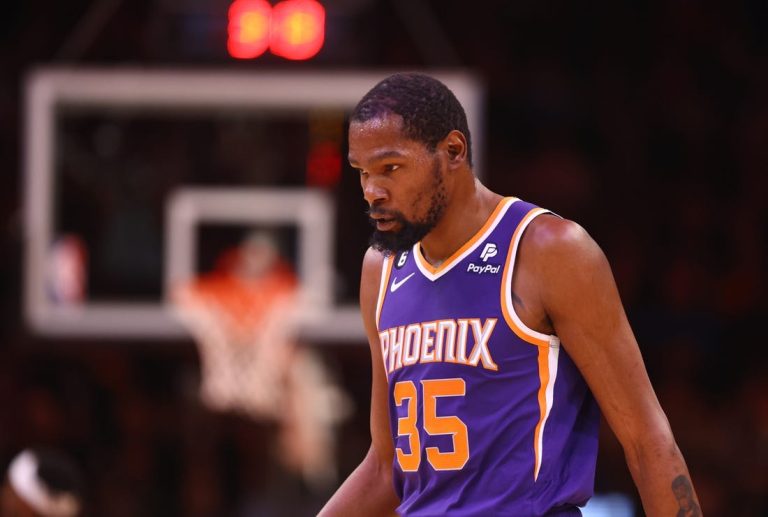 Kevin Durant looks to regain footing as Suns host Nuggets