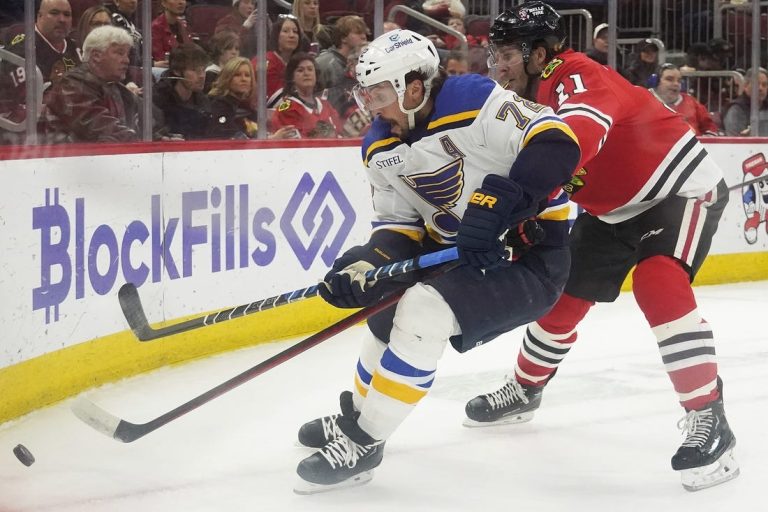 NHL News: Blues take down skidding Blackhawks