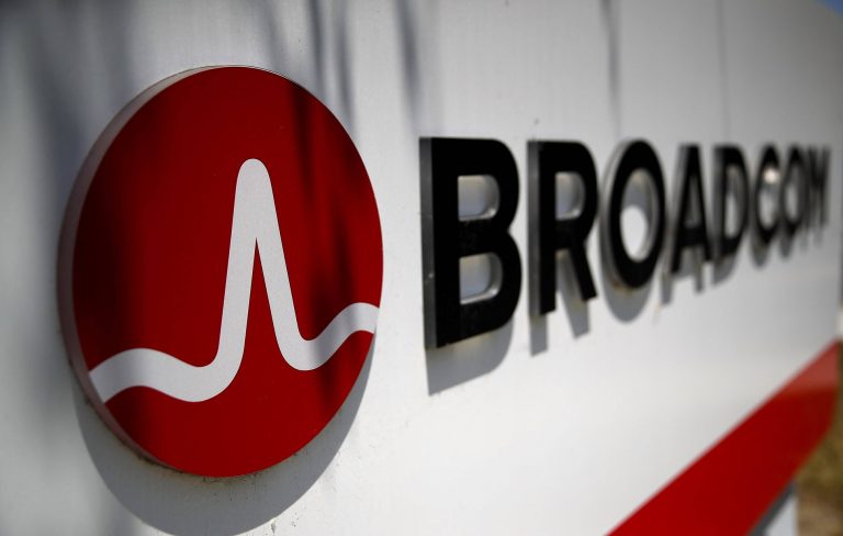 Broadcom Shares Soar 5 percent on Q1 Beat & Better Than Expected Guidance