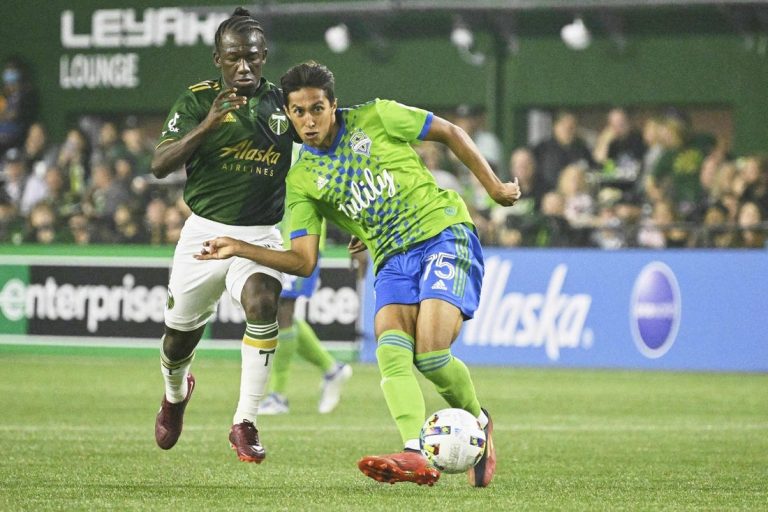 MLS News: Rapids acquire M Danny Leyva on loan from Sounders