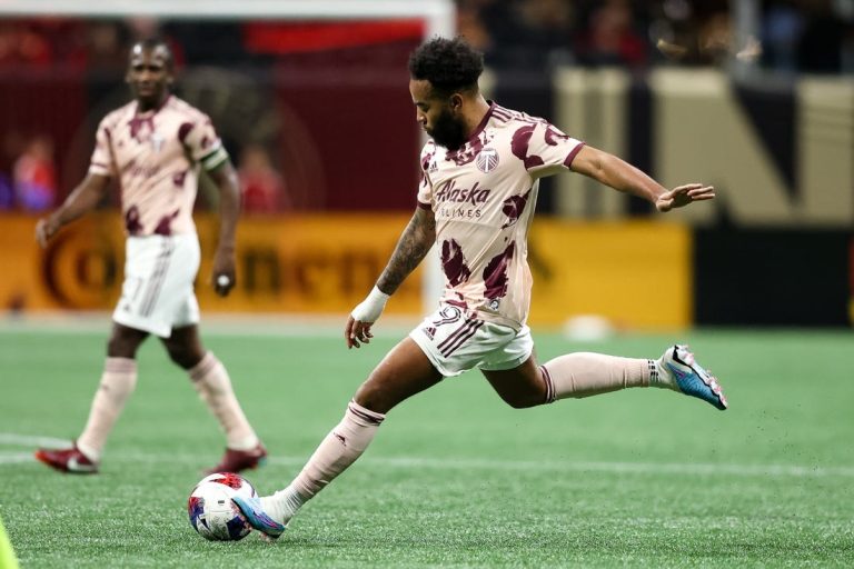 MLS News: Timbers M Eryk Williamson undergoes knee surgery