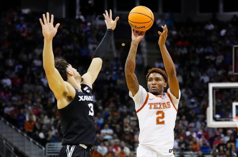 Former 5-star G Arterio Morris transfers from Texas to Kansas