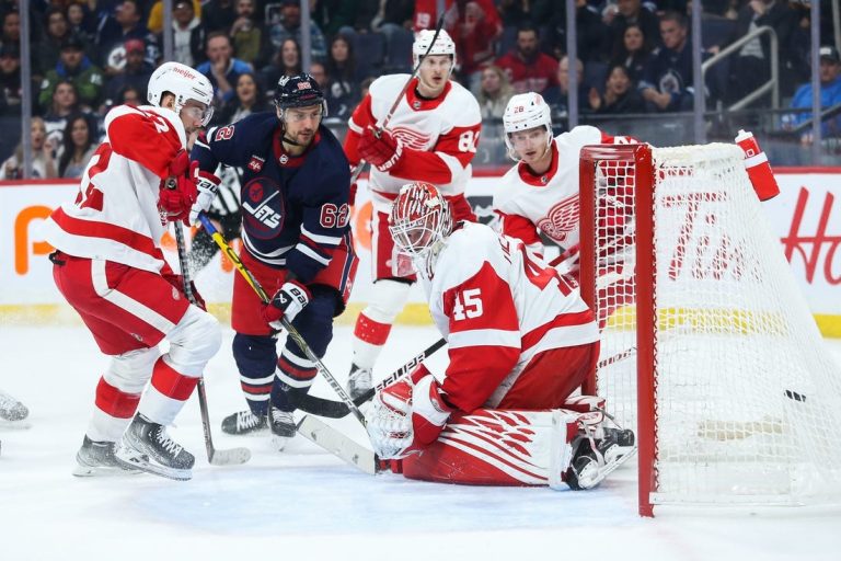 NHL News: Jets tally six goals to beat Red Wings