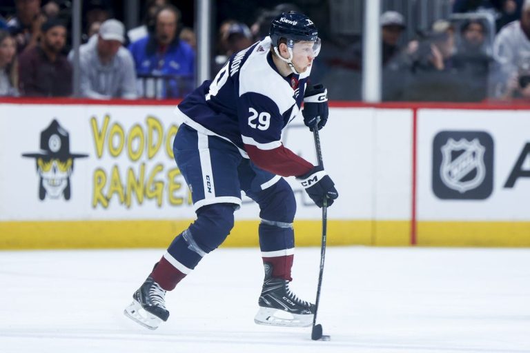 NHL News: Avalanche start critical 4-game trip at lowly Sharks