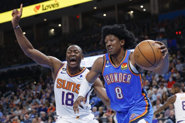 Kevin Durant (35 points), Suns fend off Thunder