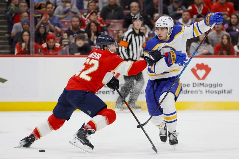 NHL News: Panthers squeak past Sabres, slide into playoff spot